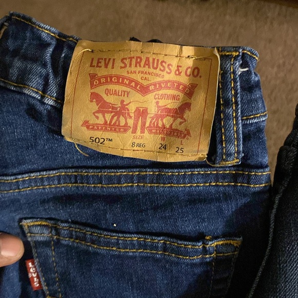 Two pair of like new boys Levi’s one pair 502 8 and other pair 511 7 - Picture 2 of 5